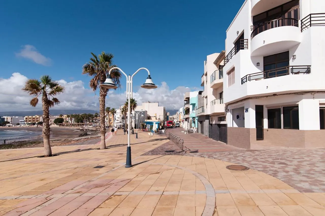 Home2Book Lovely Beachfront Apt Arinaga Green España