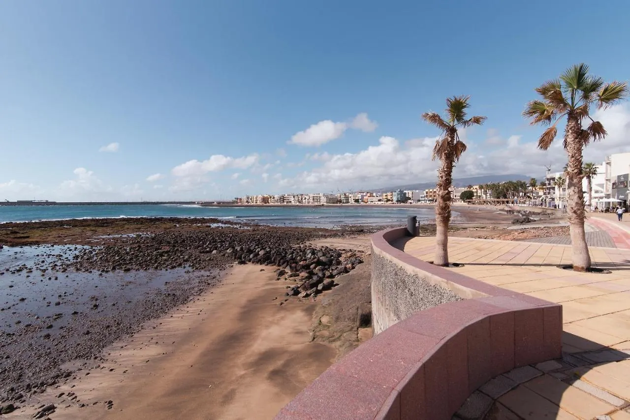 Home2Book Lovely Beachfront Apt Arinaga Green Apartamento